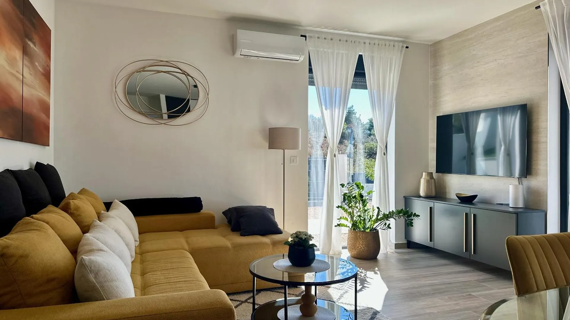Villa Rica Razanac
